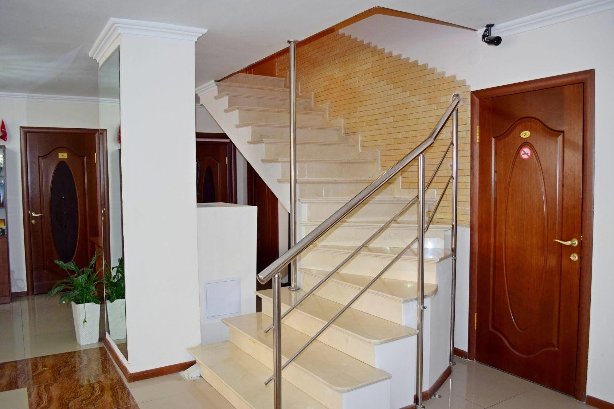 Bayterek Hotel Астана Экстерьер фото