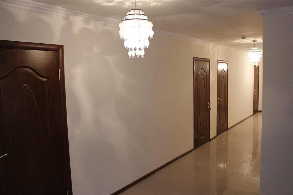 Bayterek Hotel Астана Экстерьер фото
